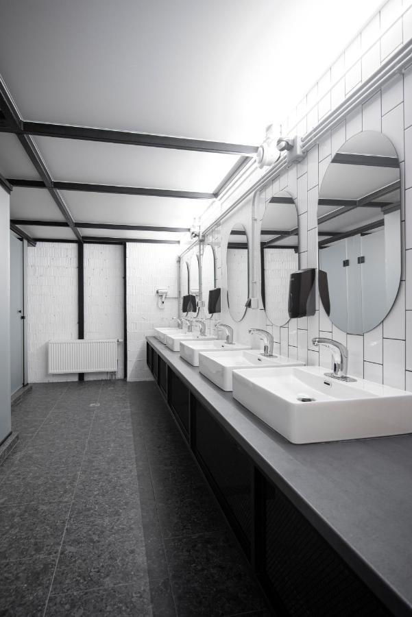Capsule Hotel Constellation 91 Lviv Exterior photo
